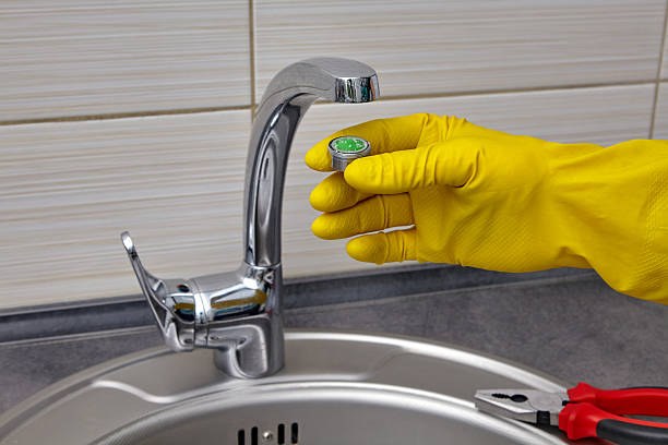 Aerator in hand